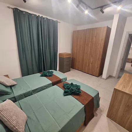 Lejlighed With Pool *