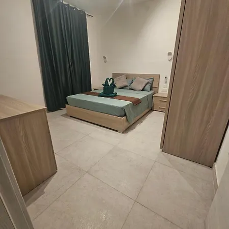 With Pool Appartement San Pawl il-Baħar